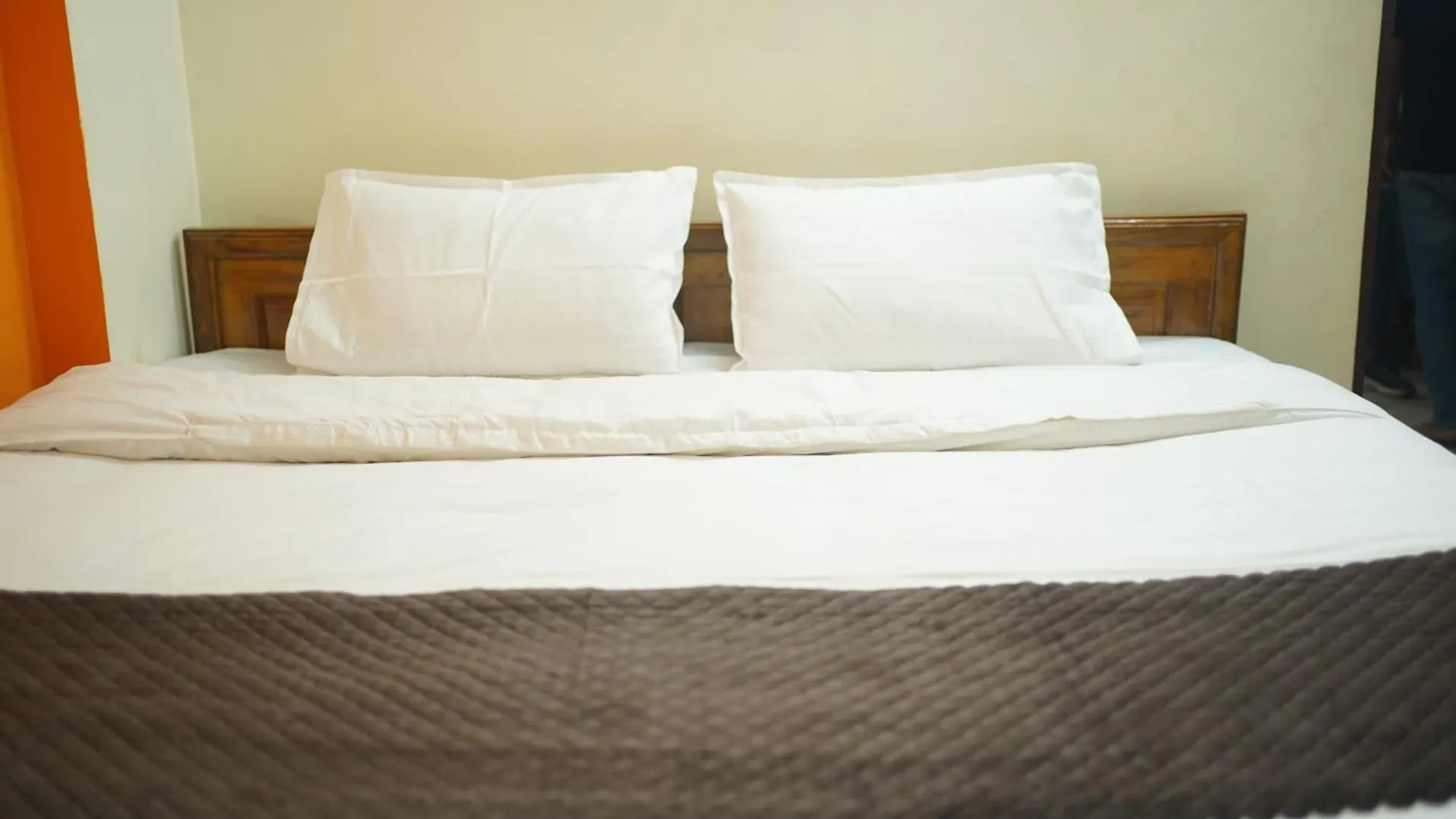 Apartment The Night Homestay Varanasi